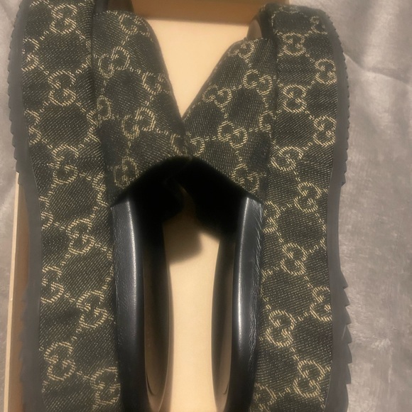 Authentic Gucci Platform sandals - Picture 4 of 10